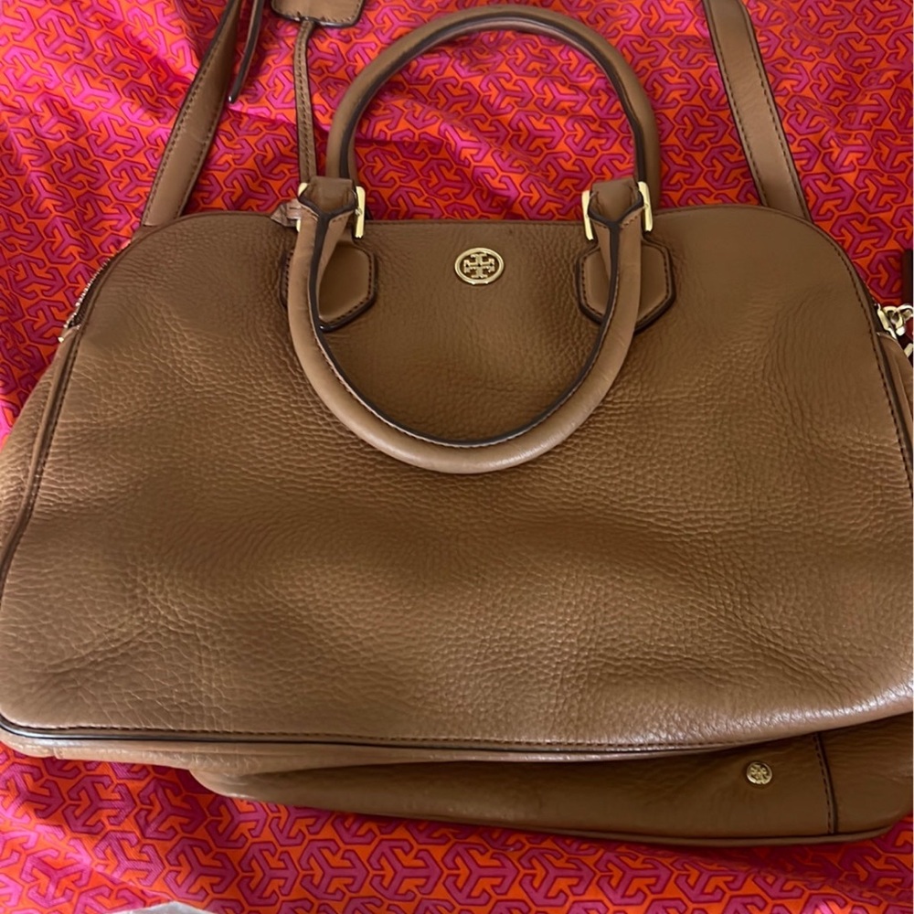 Tory Burch tan brown Robinson retail $595